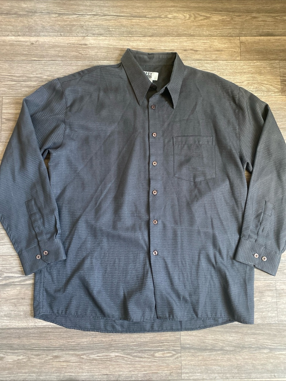 City Streets Men's 90s Button-Up Shirt in Charcoal Gray